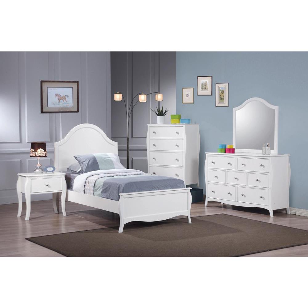 Dominique 4-Piece Full Panel Bedroom Set White